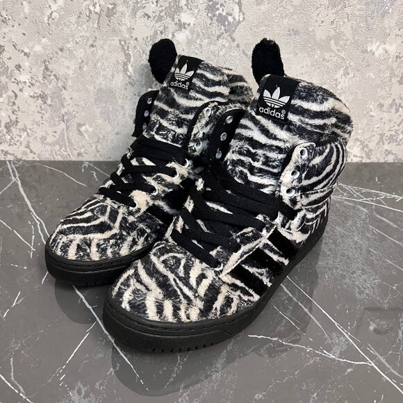 ADIDAS sneakers